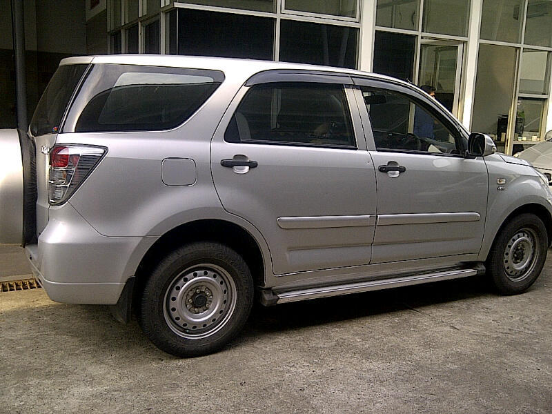 Daihatsu Terios TS silver matic 2012,harga nego