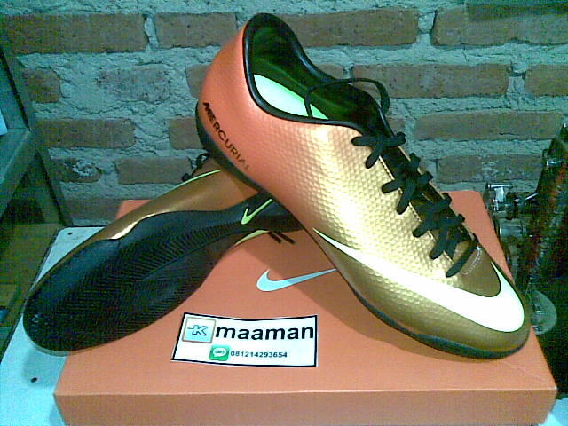 Nike Mercurial Victory IV IC Sunset BNIB