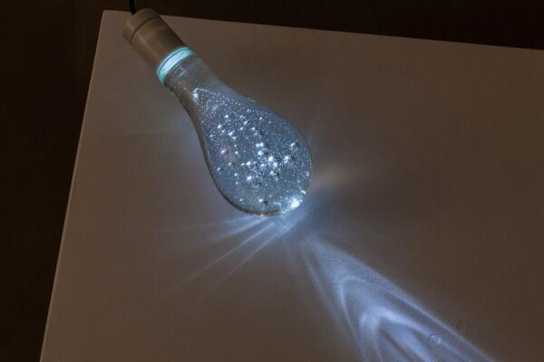 Lampu lampu yang menarik perhatian ! 