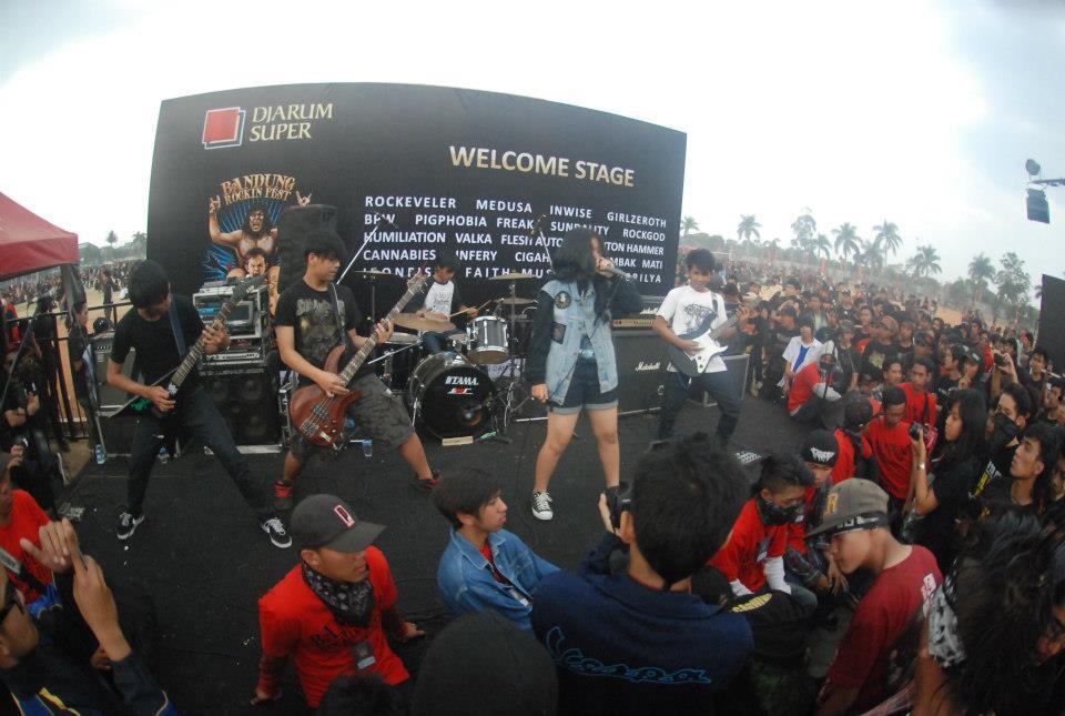 PIGPHOBIA BAND METAL ASAL BANDUNG , JAWA BARAT