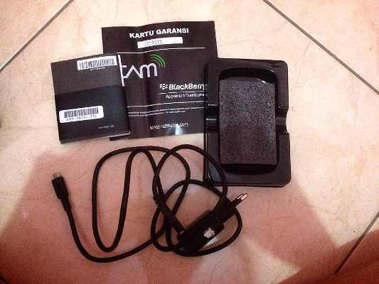 Blackberry BB Gemini 8520 FULLSET MULUS Bandung