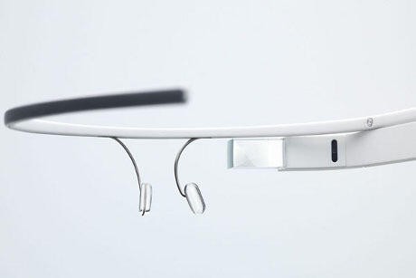 Produk Batru &quot;Google Glass&quot; Bisa Memotret dengan Kedipan