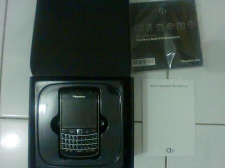 Jual Blackberry Onyx 1 (Bold 9700) Gratis Samsung Keystone 2