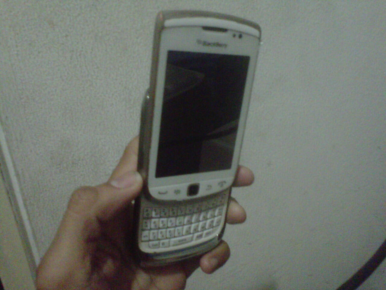 BLACKBERRY 9810/TORCH2/JENNING WHITE EX CTN HP+CHARGER