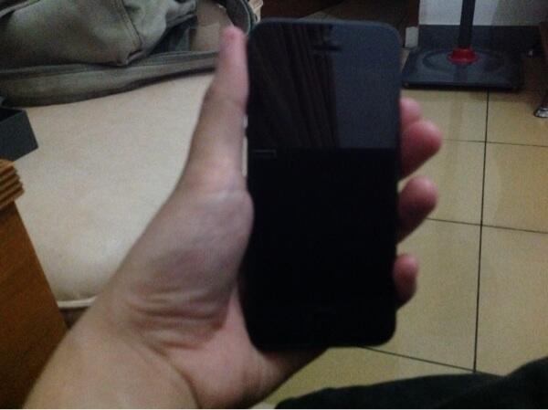 Iphone 5 16GB hitam COD jakarta