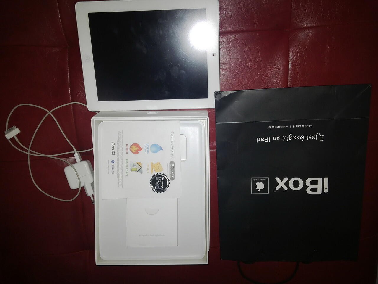 jual ipad 3 white 32GB, wifi+celular fullset