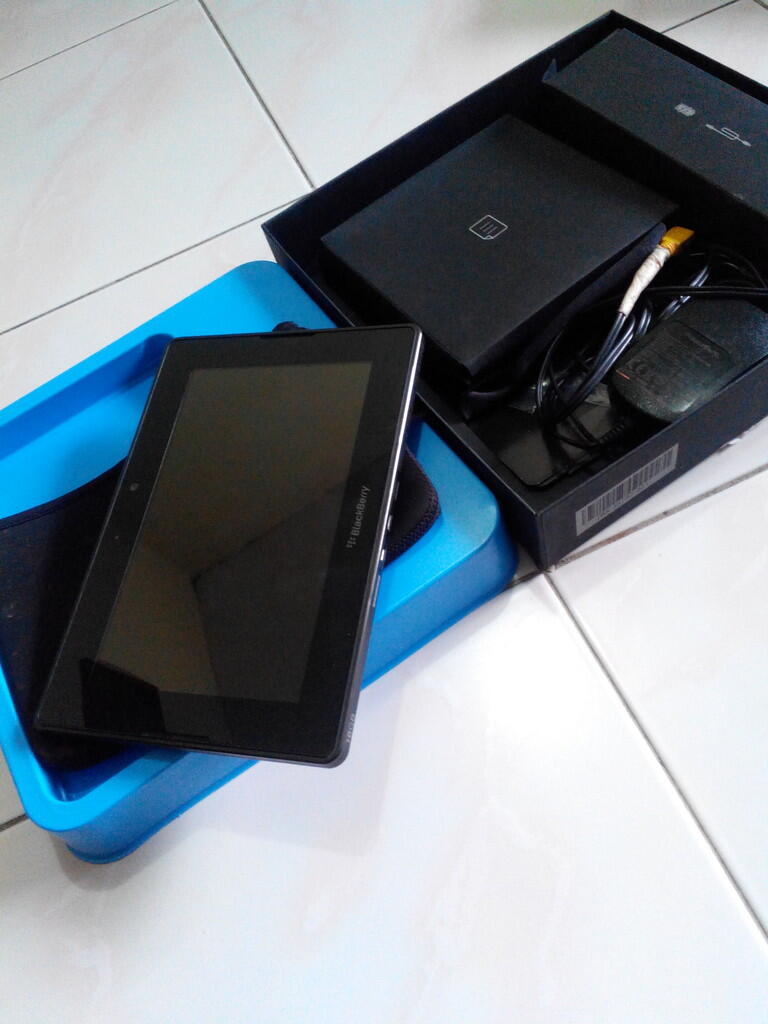 JUAL BB PLAYBOOK 16 GB MURAH