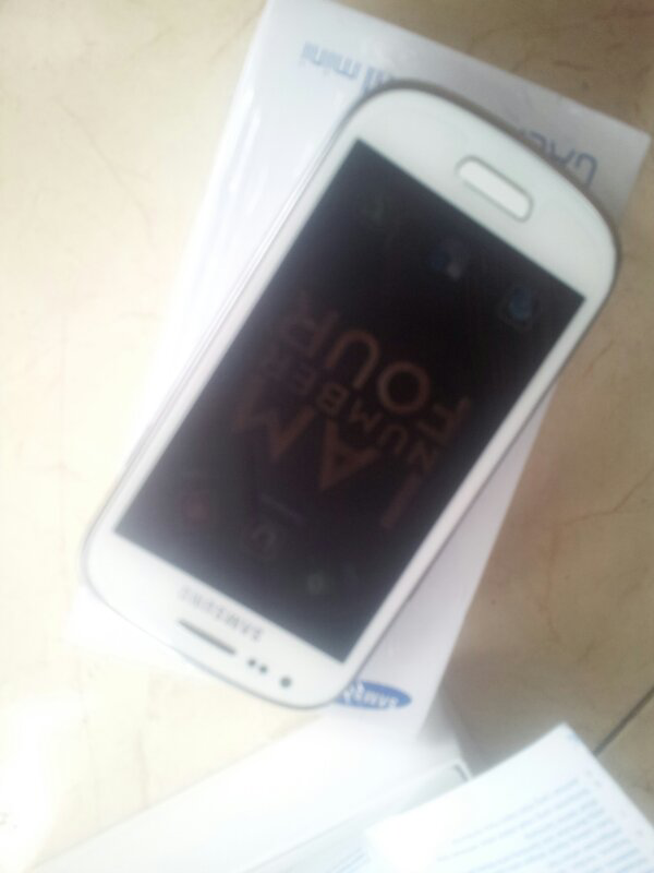 samsung galaxy S3 mini white