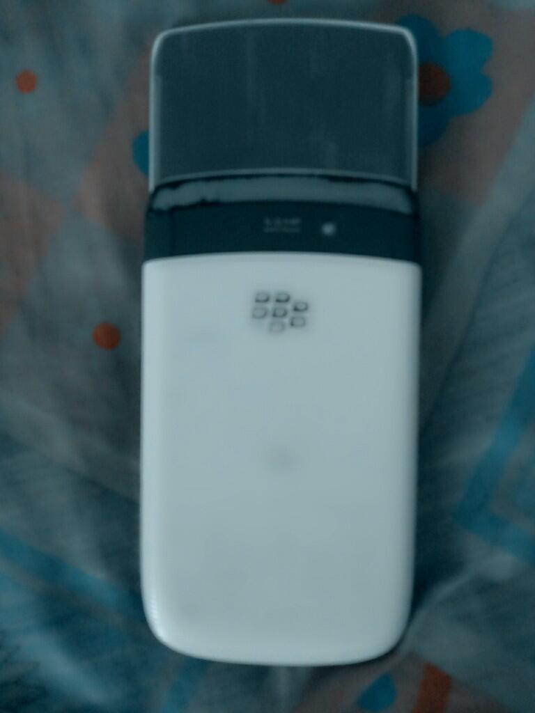 Blackberry 9800 White Bergaransi TAM