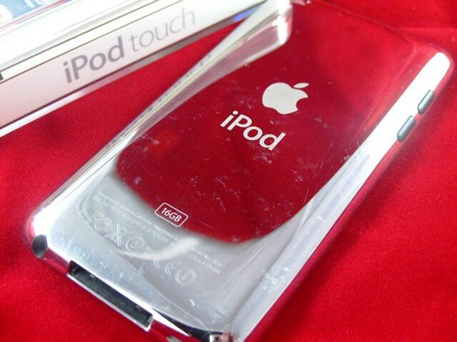 ★ iPod Touch 4th 16GB (White Edition) ★ iOS 6.1.5 (NOJB)|Mulus 95% cuma 1jt-an