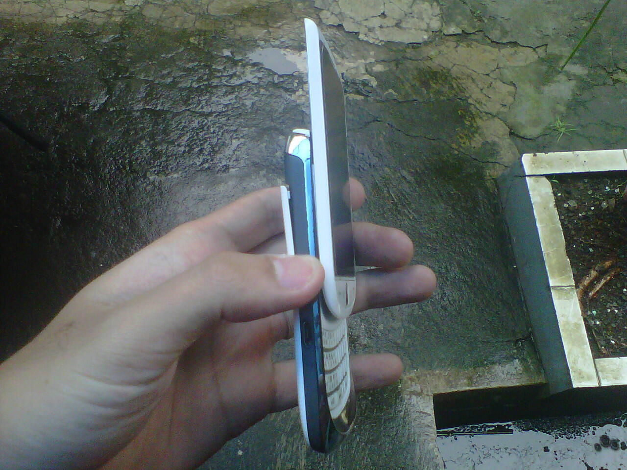 BB Torch 9800 White. Body Mulus n Orisinil, masih garansi, COD SOLO