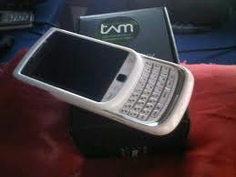 Blackberry Torch 9800 Rp:1.600.000,- Hub:0853-1521-8734