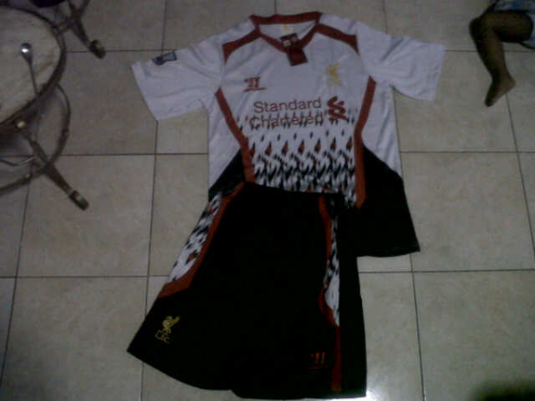 Ngabisin Jersey Grade AA Harga Miring gan!!