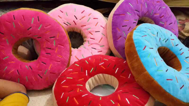bantal donat