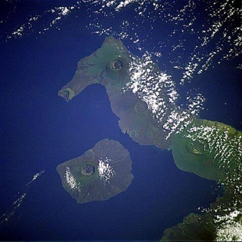 5 Pulau berbentuk aneh di bumi
