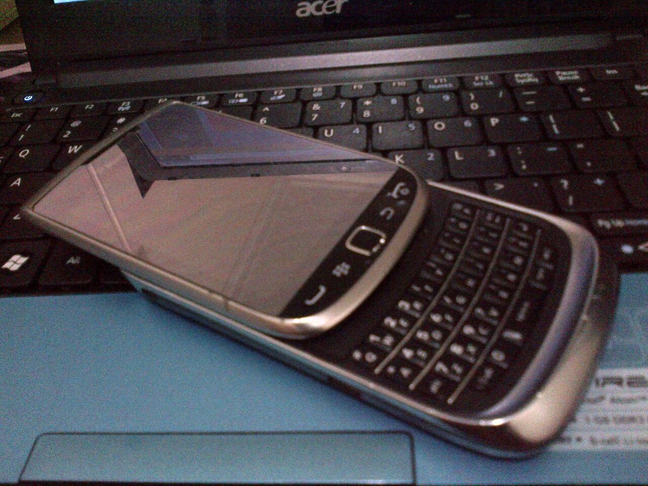 Blackberry 9810 torch 2 jennings ex CTN