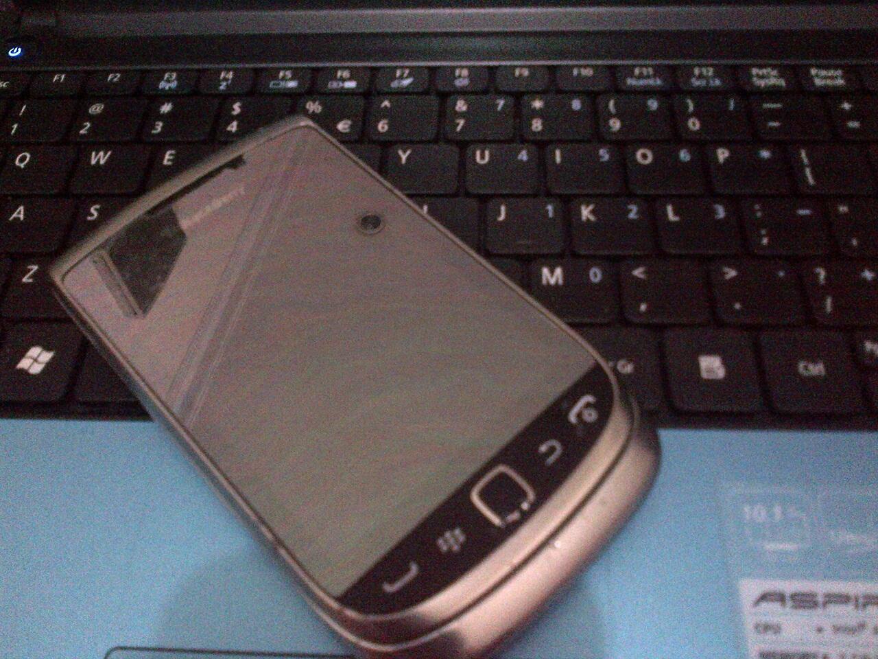 Blackberry 9810 torch 2 jennings ex CTN