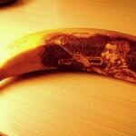 Unik gan, Melukis di Kulit Pisang &gt;&gt;