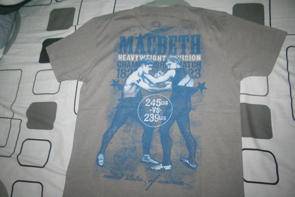 (cuci gudang 1) 2 baju macbeth 100% ori bandung