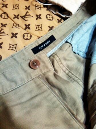 Jaket The North Face, Jaket Escape, Sepatu Outdoor Columbia, Celana Cargo Uniqlo