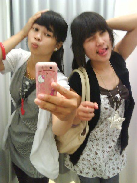 Ini 10 Ciri Fenomena Gadis 'Cabe-Cabean'! (Pengganti Alay)