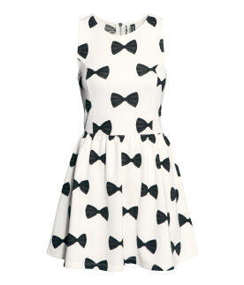 Pre-Order H&M Jakarta, Forever21, Cotton On, Bershka, ZARA, dll