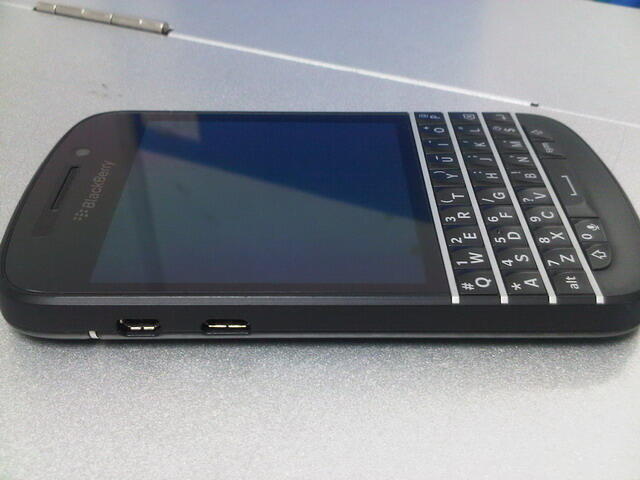 Q10 HITAM PEMBELIAN 01 OKTOBER 2013