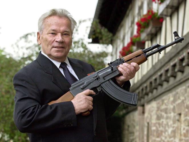 Mengenang Pencipta Senjata AK-47 Mikhail Kalashnikov