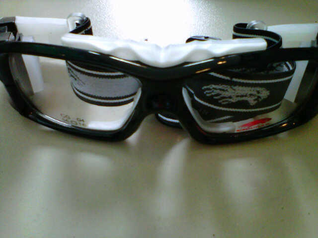 NEW MODEL GOGGLE FOR SPORT