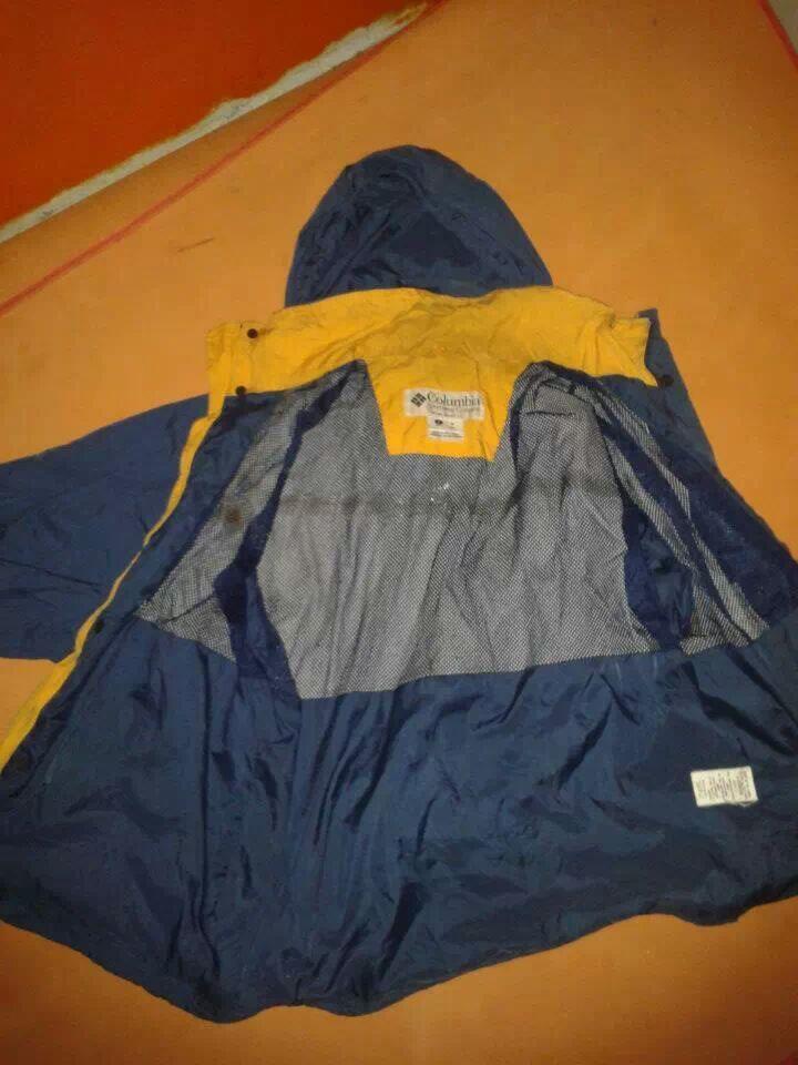 FOR SALE JAKET OUTDOOR 2ND COLUMBIA & TRESPASS