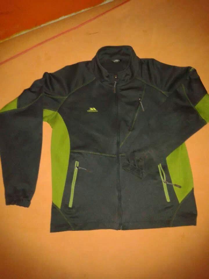 FOR SALE JAKET OUTDOOR 2ND COLUMBIA & TRESPASS