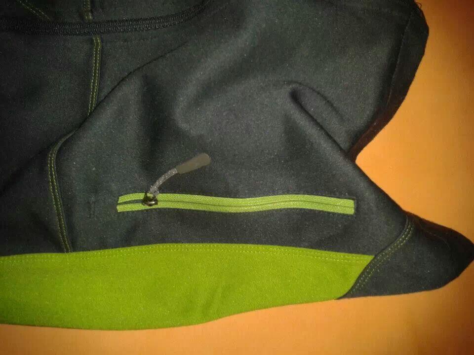 FOR SALE JAKET OUTDOOR 2ND COLUMBIA & TRESPASS