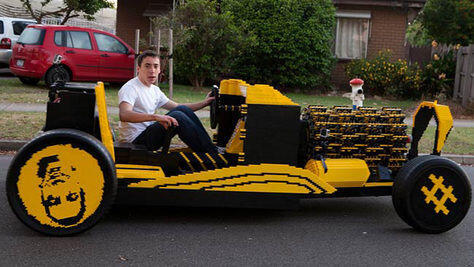 Ini Baru Canggih! Mobil Lego Life-Size Bertenaga Angin!