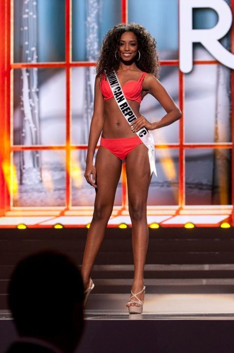 Miss Universe 2013 Swimsuit Parade (BB dikit)