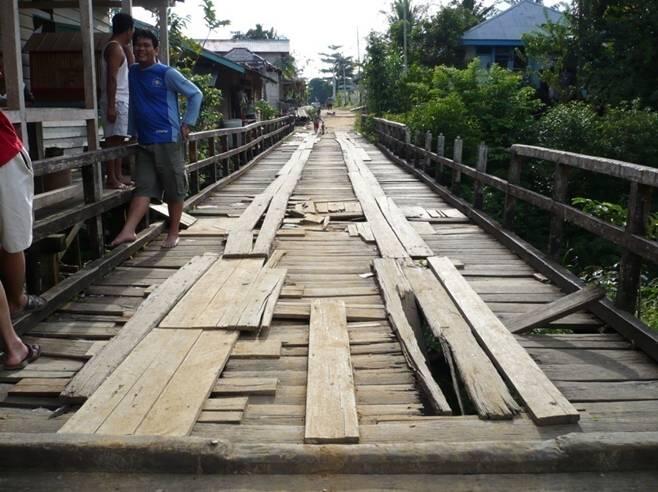 KEJAMNYA KEHIDUPAN DI PERBATASAN INDONESIA (+PIC)