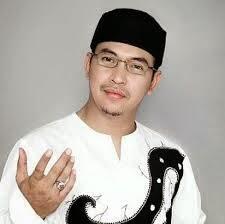 10 Orang Terpopuler dan Paling Terkenal di Indonesia 2013