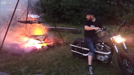 Aksi barbeque anti mainstream