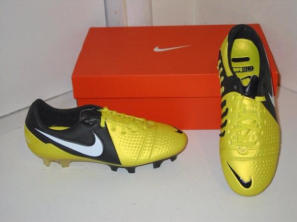BIGSALE ! Sepatu Bola Nike CTR360 Maestri III ACC FG ! Limited Stock !