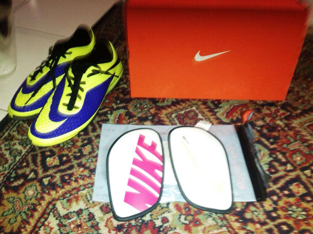 Jual nike hypervenom phelon IC size 42 ( Bonus shin guard nike ori )
