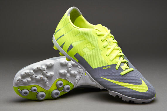 Sepatu Futsal Nike Bomba NEW all type! Mampir gan!