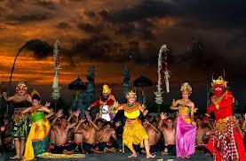 Tari Kecak Uluwatu, Great Show &amp; The Most Beautiful Place to Enjoy Sunset in Bali