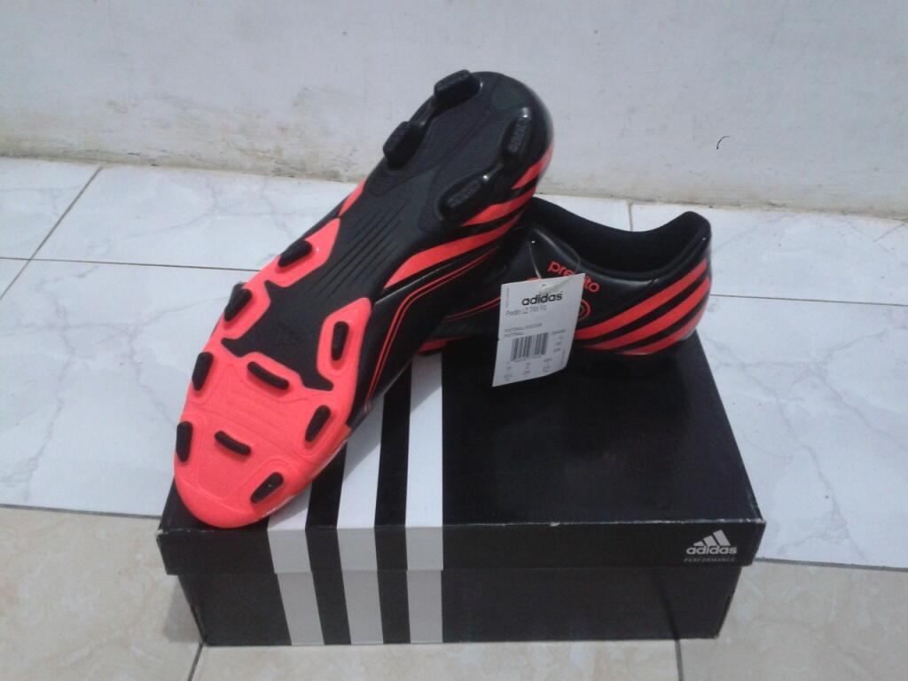 DIJUAL SEPATU ADIDAS PREDITO LZ TRX BARU