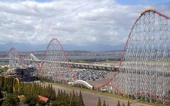 10 Roller Coaster Terpopuler Di Dunia