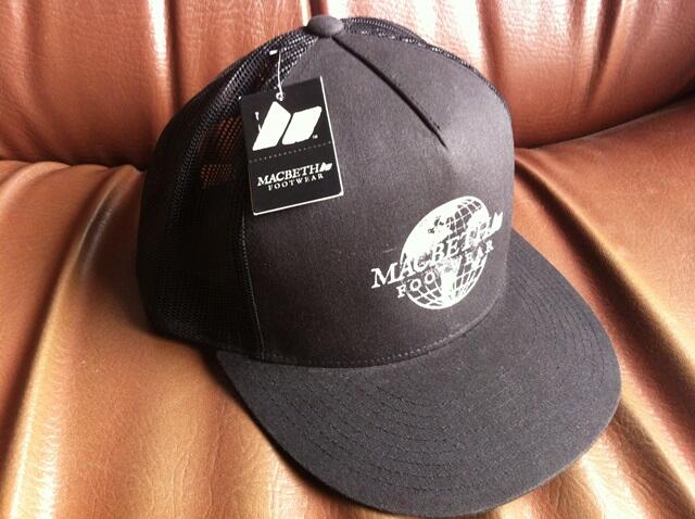 Petersaysdenim (PSD) Hifive Black, 85 Hook, Macbeth Vintage Logo Black Trucker Hat