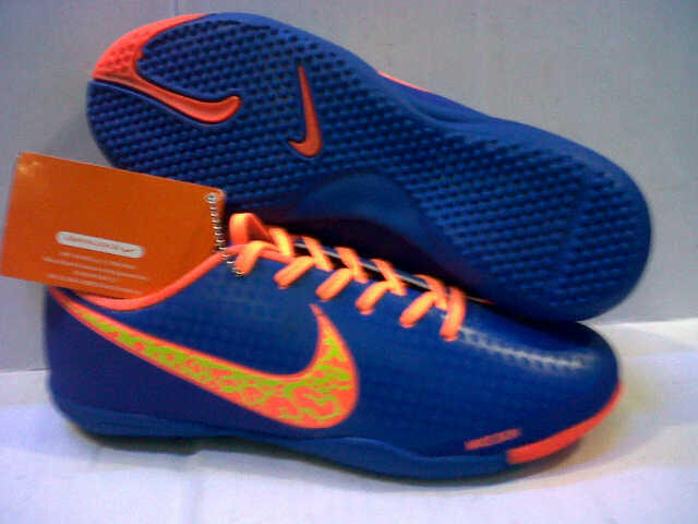 Sepatu Nike Mercurial HyperVenom, Adidas Made In Italy Murah 120.000an