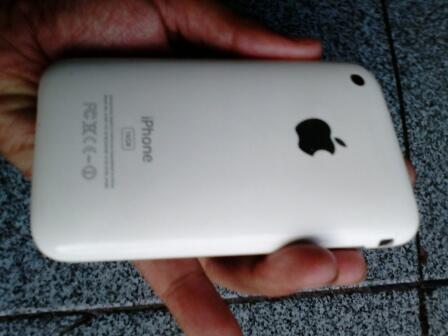 JUAL MURAH..Iphone 3G 16GB FU Fullset..cod Bandung