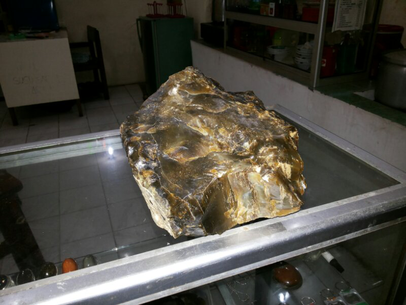 Dijual batu garut kuning ASLI (bahan juga ada).