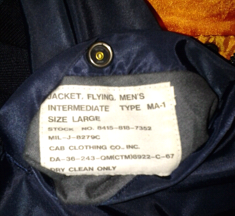 Jaket bombers MA-1 Japan