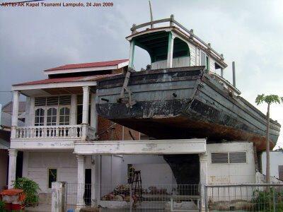 Kisah 'Perahu Nabi Nuh' Penyelamat 56 Korban Tsunami di Aceh