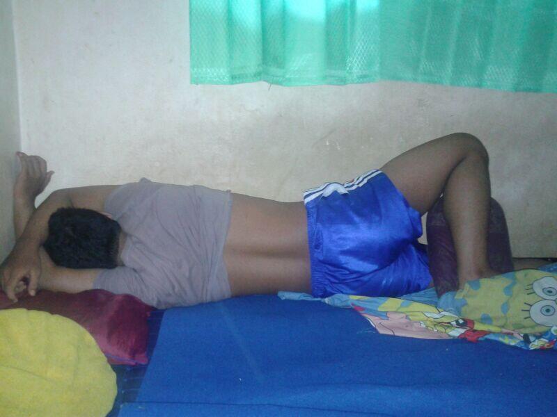 Apakah posisi tidur &amp; wktu agan semua seperti temen ane yang satu ini (CHEKIDOT) !!!